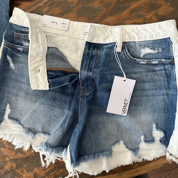 6 pairs of denim shorts!!!!